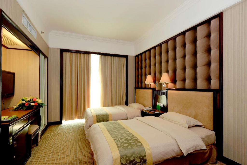 Guangzhou Nanfang Yiyuan Hotel Екстериор снимка