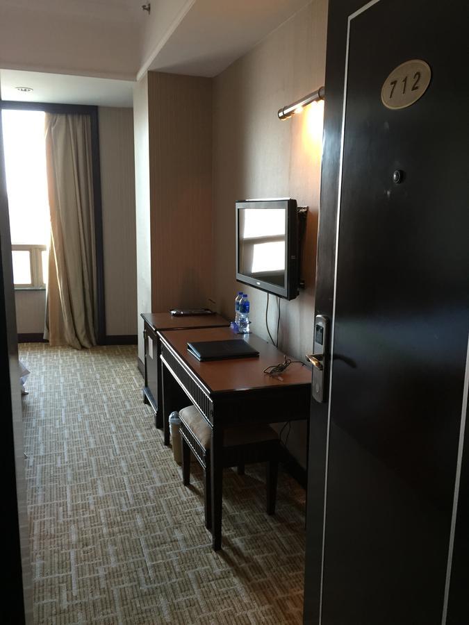 Guangzhou Nanfang Yiyuan Hotel Екстериор снимка