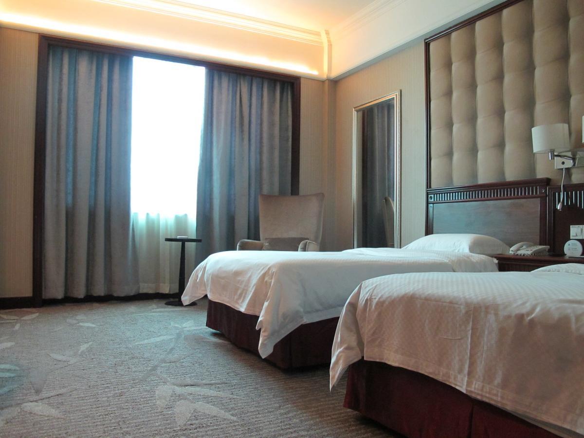 Guangzhou Nanfang Yiyuan Hotel Екстериор снимка