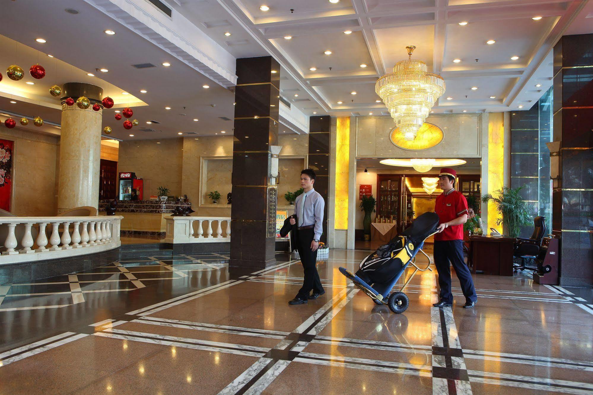 Guangzhou Nanfang Yiyuan Hotel Екстериор снимка