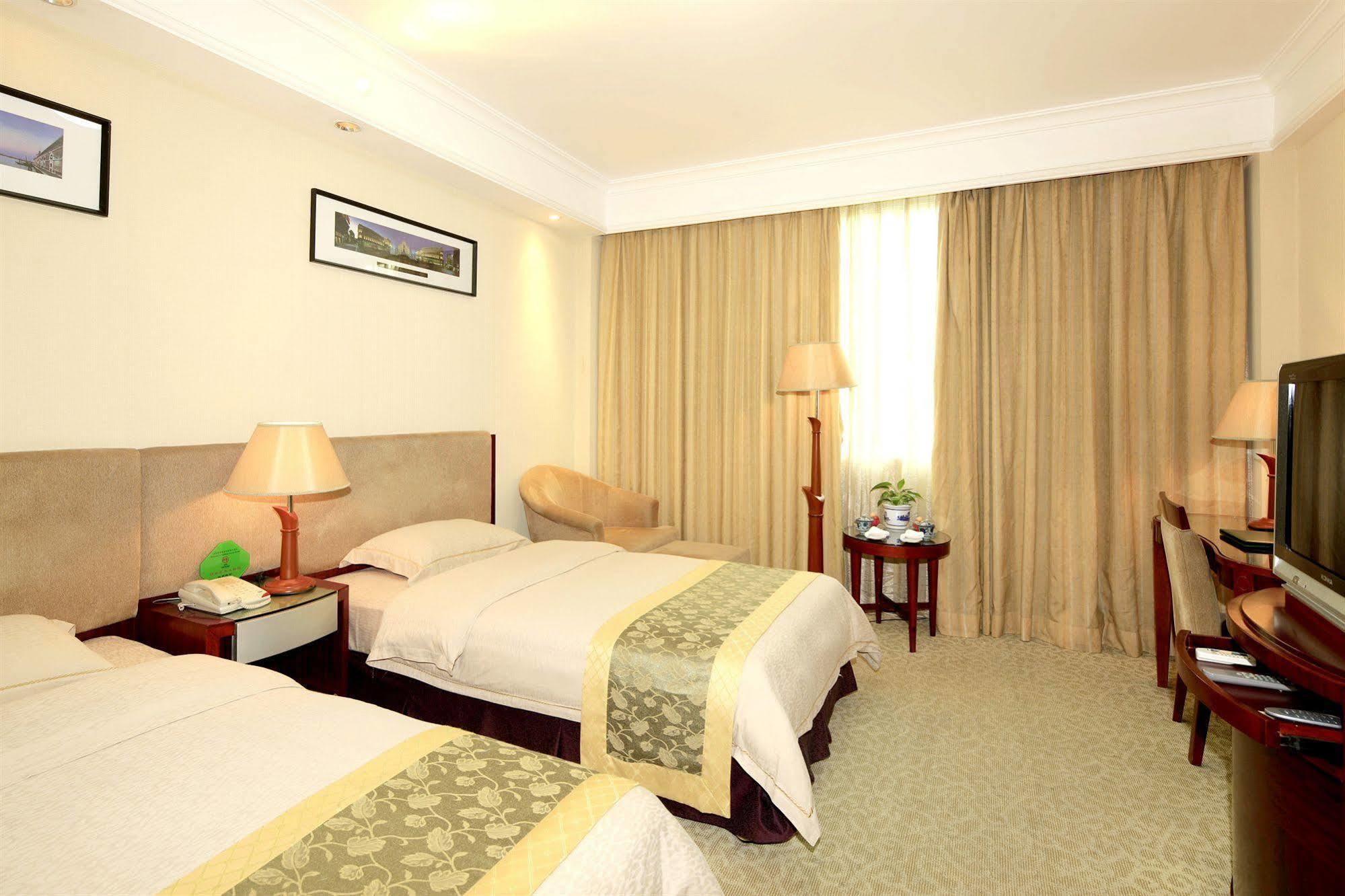 Guangzhou Nanfang Yiyuan Hotel Екстериор снимка